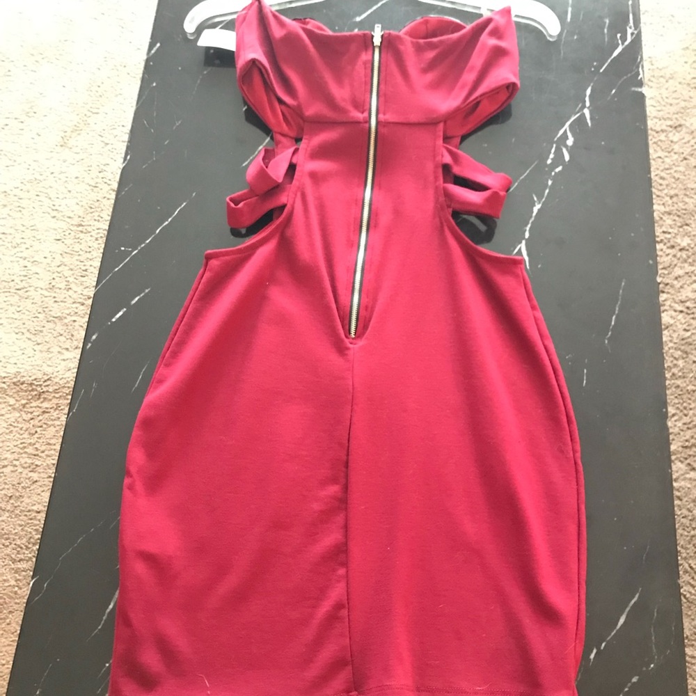 Dress - Picture 3 of 3